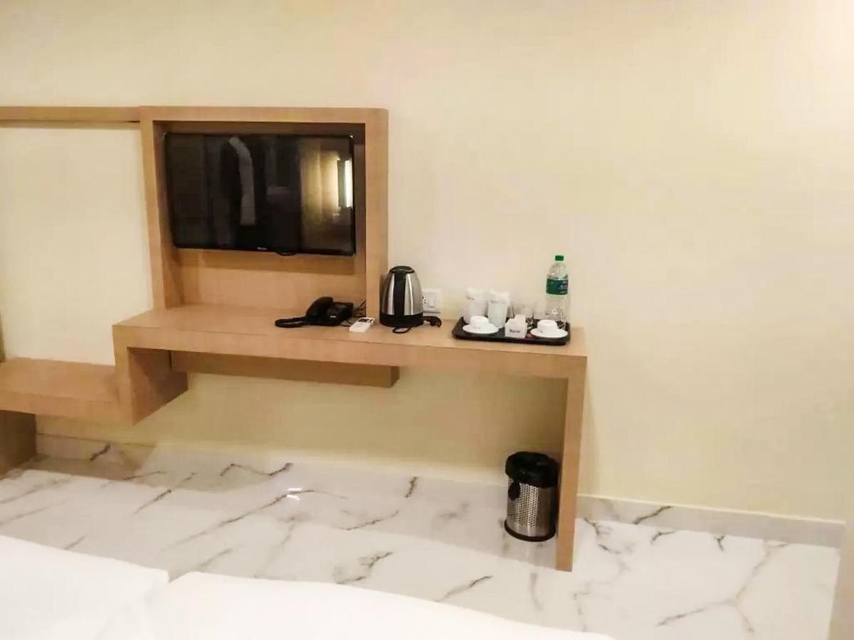 Fabhotel Nestlay Rooms Oragadam Chennai Exteriör bild